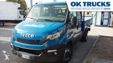 utilitaire plateau ridelles Iveco