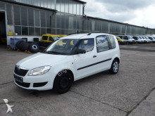 carro citadino Skoda