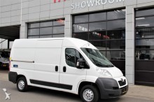 fourgon utilitaire Peugeot