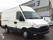 furgão comercial Iveco