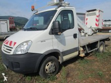 carrinha comercial plataforma telescópico usada