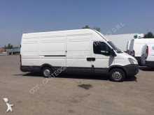 furgão comercial Iveco
