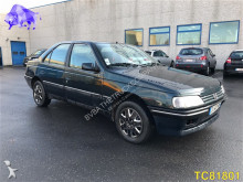 Peugeot 405