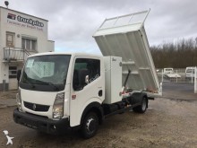 Renault standard tipper van
