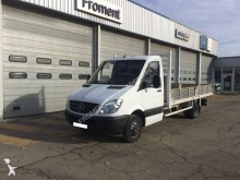 autoutilitara platforma Mercedes