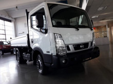 Nissan NT 400