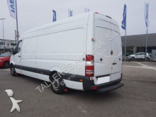 Mercedes Sprinter 316 FURGÓN 15 m3.