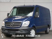 dostawcza skrzynia o dużej pojemności Mercedes