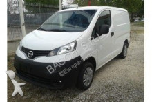 fourgon utilitaire Nissan