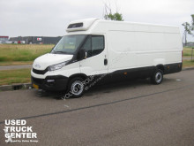 utilitaire caisse grand volume Iveco