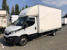 veicolo commerciale cassonato grande volume Iveco