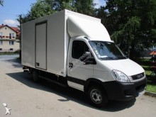furgon dostawczy Iveco