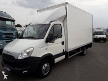 utilitaire caisse grand volume Iveco