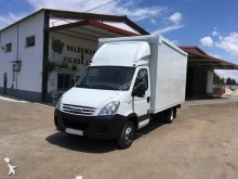 utilitaire caisse grand volume Iveco