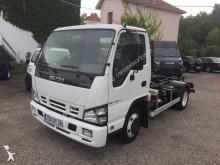 alta autoutilitara Isuzu