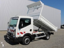 utilitaire benne standard Nissan