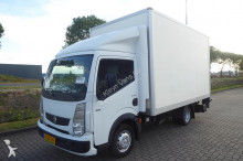 furgon dostawczy Renault