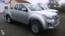 Isuzu other van