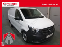 dostawcza skrzynia o dużej pojemności Mercedes
