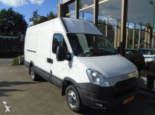 Iveco Daily 35 C 17V L3 H2 3500 Kg trekhaak 170 Pk Dubbellucht