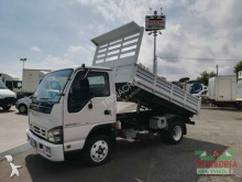 Isuzu three-way side tipper van