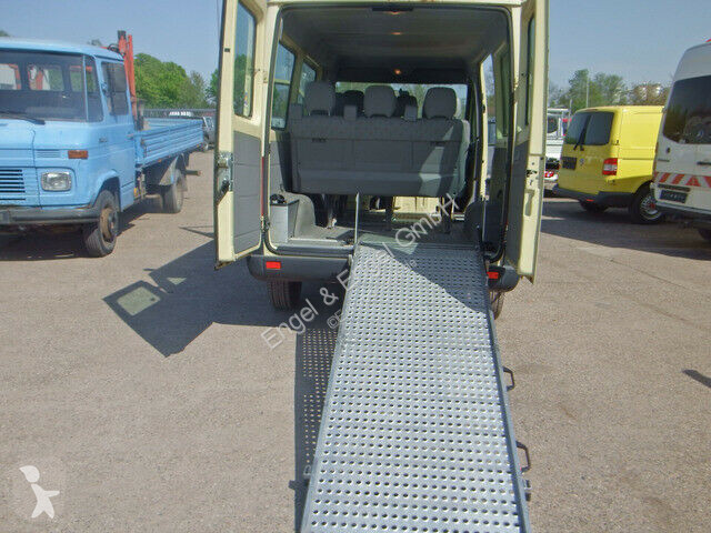 Voir les photos Véhicule utilitaire Volkswagen LT 28 2.5 TDI - KLIMA - Rampe - 6-Sitzer Behind