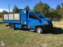 Renault tipper van