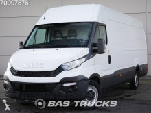 bedrijfswagen grote bak Iveco