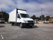 furgão comercial Mercedes