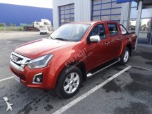otra furgoneta Isuzu