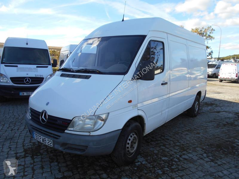 Voir les photos Véhicule utilitaire Mercedes