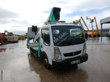 utilitară cu nacelă Renault
