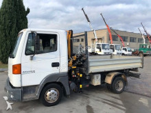 camioneta standard Nissan