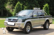 camioneta Mitsubishi