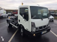 camioneta Nissan
