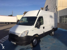 utilitară şasiu cabină Iveco