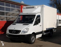 utilitară frigorifică transport produse congelate (<0°C) Mercedes
