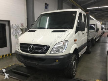 utilitaire plateau ridelles Mercedes
