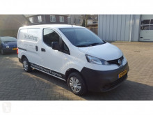 véhicule utilitaire Nissan