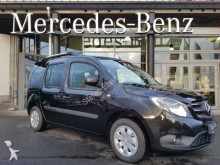 coche berlina Mercedes