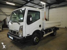 Nissan NT 400