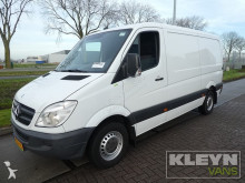 fourgon utilitaire Mercedes