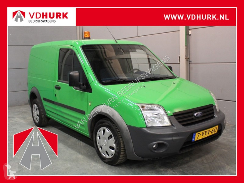 Voir les photos Véhicule utilitaire Ford T220S 1.8 TDCi 111 pk Trend Navi/Airco/Trekhaak