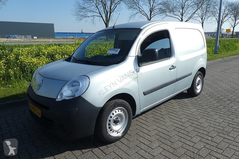 Voir les photos Véhicule utilitaire Renault 1.5 DCI AC metallic, airco, 173