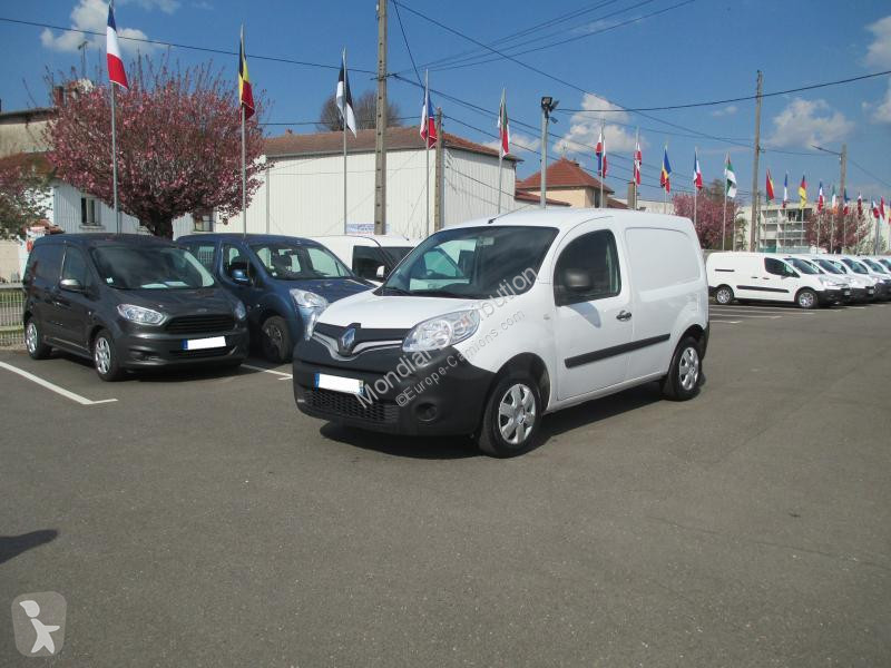 Voir les photos Véhicule utilitaire Renault