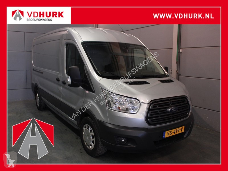 Voir les photos Véhicule utilitaire Ford 350 2.2 TDCI L3H2 Inrichting/Navi/2.8T trekverm.