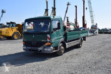utilitaire plateau Mercedes