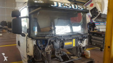 Scania Cabine R420 CR 16CM pour tracteur routier R420 après accident