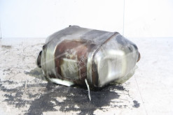silenziatore di scarico usato