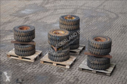 nc Heftruck banden 18X massieve band